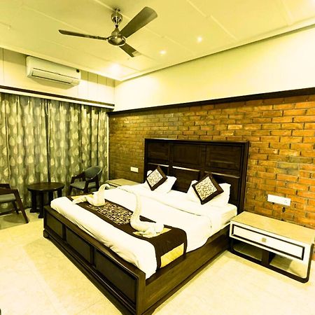 Hotel Mid Town Inn Nakki Lake 500 Metter Mount Abu Ngoại thất bức ảnh